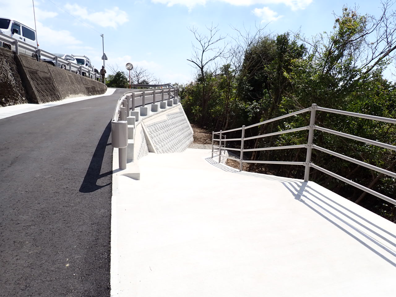 市道春日町1号線道路改良工事の写真